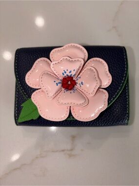 Kate Spade In The Garden Floral 🌸Applique Flap Card Case wallet $138 new